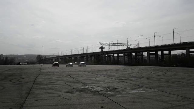 Nissan Leaf 1st VS VW Passat 1,8 tfsi dsg - part 1 смотреть онлайн