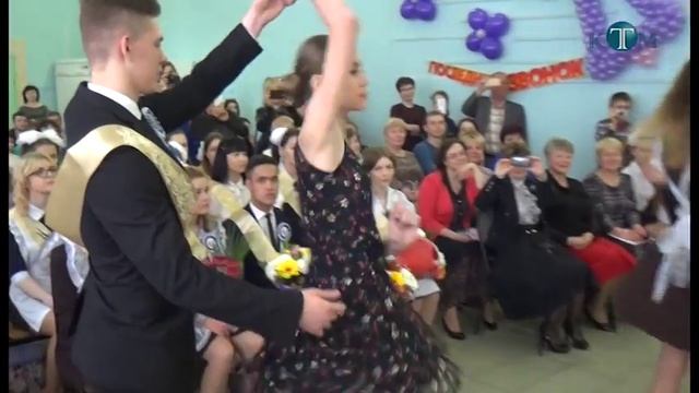 Последний звонок в калининских школах смотреть онлайн