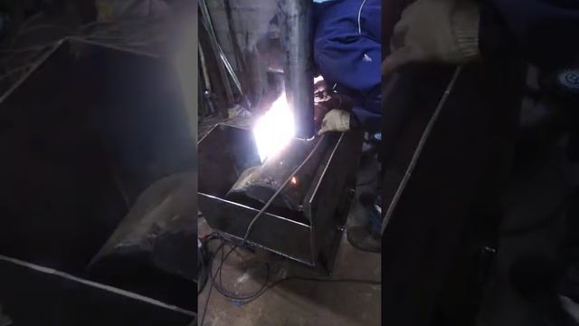 Часть2. Как построить баню?Печь в баню с подогревом предбанника! смотреть онлайн