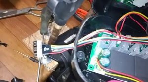 Переделка лодочного электромотора. Бесступенчатая регулировка скорости и экономия батареи.