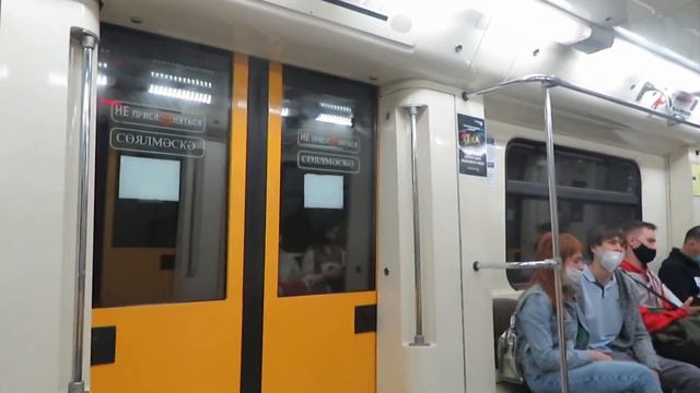Поездка на метропоезде 81-740.4К «Русич» № 0317 по маршруту №8 в Казани . (02.06.2021) смотреть онлайн