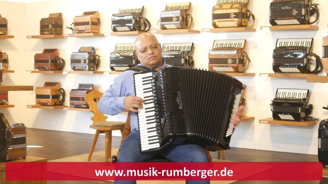Erstes Akkordeon mit elektronischer Bass-Ansteuerung - Beltuna Grand Convertor IV 45 e-82 - Spirit смотреть онлайн