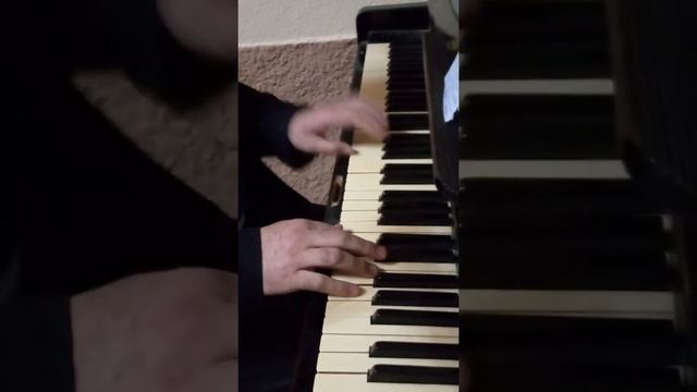 Иранец💥 очень красиво💯 поёт 💯💥на армянскому песня ❤️ #армения #самарканд #армянскаяпесня смотреть онлайн