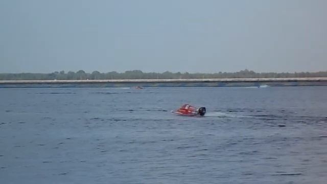 Гран-При . Формула 1 на воде! Вышгород 2013 Приветствие команд. смотреть онлайн
