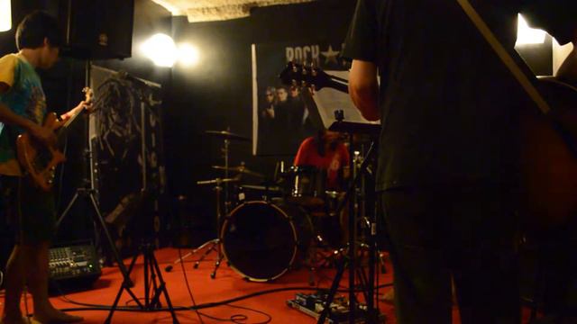 Foo Fighters - Everlong [Cover] смотреть онлайн