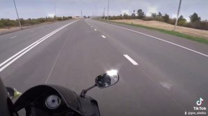 кавасаки Kawasaki за город езда на мотоцикле