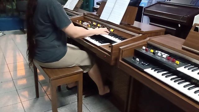 Yamaha B-45 смотреть онлайн