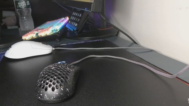 Razer Acari Review: AMAZING PAD!!! DONT GET IT!!! смотреть онлайн