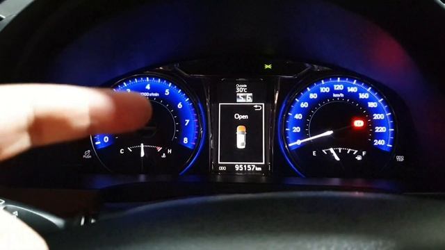 Toyota Camry 2.5 V A/T Facelift 2016 [XV50] In Depth Review Indonesia смотреть онлайн