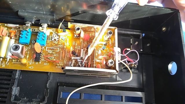 Перестройка УКВ на 88-108 МГц (фм) в Океан 222 смотреть онлайн