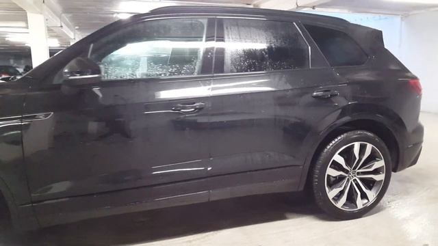 231C140804 - 2023 Volkswagen Touareg TOAREG R-LINE 3.0TDI 4MOTION 286HP AVA... смотреть онлайн