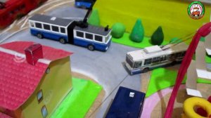 Игрушка Троллейбус с Гармошкой  ЗиУ-10 Технопарк и Бумажный Троллейбус ЮМЗ Т2