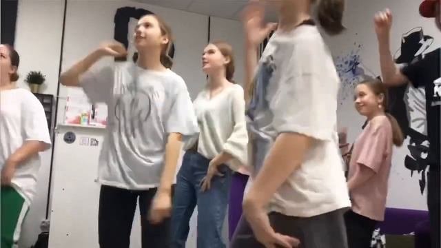 Дискотека 27.03.22 смотреть онлайн