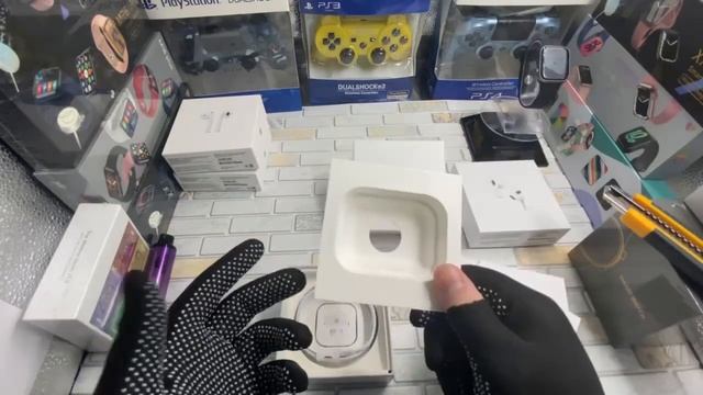 Наличие наушников в магазине AirPods 2 AirPods Pro смотреть онлайн