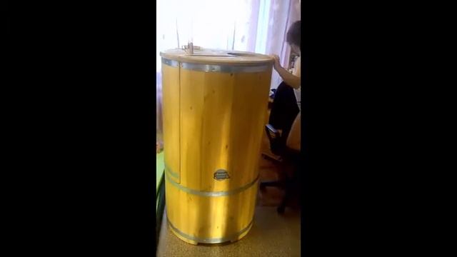 Кедровая бочка парилка у тебя в квартире )) смотреть онлайн