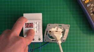 Реле напряжения ZUBR D40t | Защита от перепадов (скачков) напряжения