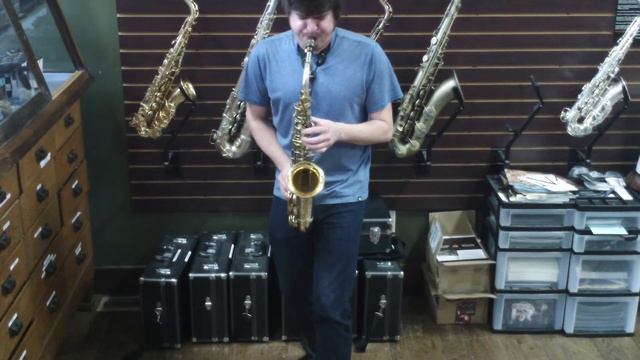 Vintage King Silver Sonic Super 20 Alto Sax, Serial #364958 смотреть онлайн