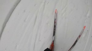 Лыжи ROSSIGNOL S2 X-IUM PREMIUM,НЕ ЕДУТ,СТОЯТ, температура воздуха +3