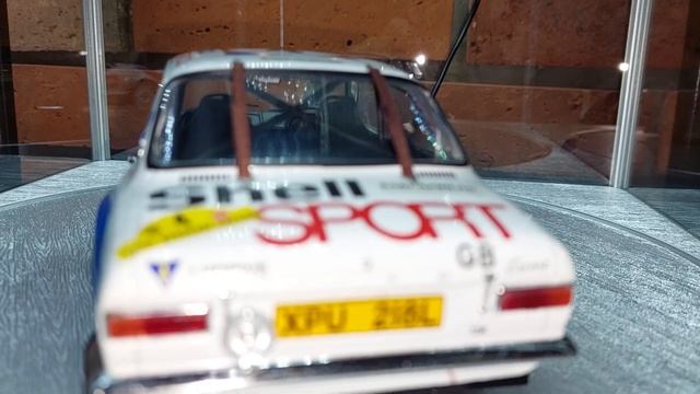 Ford Escort Mk1 RS 1600 H.Mikkola-J.Davenport Safari Rallye 1973 Ixo 1:18 смотреть онлайн