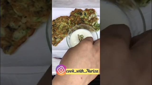 Оладьи из кабачков. Полный рецепт уже на канале⤵️ . Кабачковые оладьи. Оладушки из кабачков смотреть онлайн