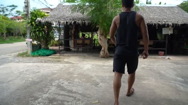 Rodtang’s training routine смотреть онлайн