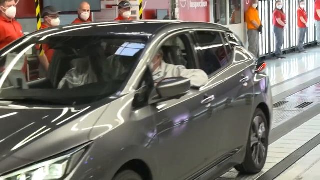 Nissan unveils EV36ZeroA £1bn Electric Vehicle (EV) Hub смотреть онлайн