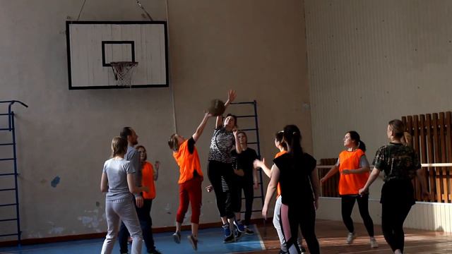 Физкультура в ООККиИ смотреть онлайн