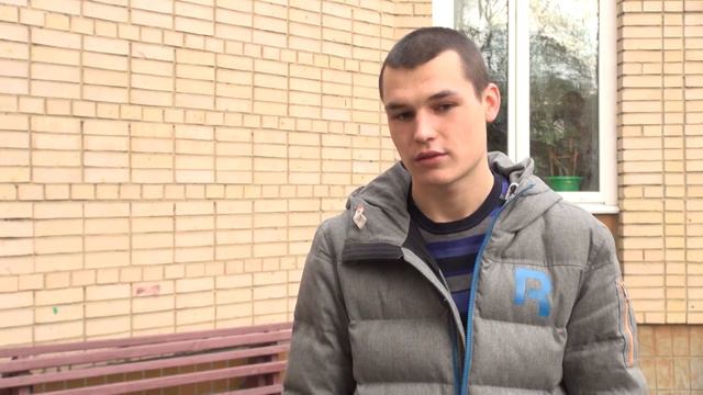 Отец новорождённого ребёнка не знает, где жить смотреть онлайн