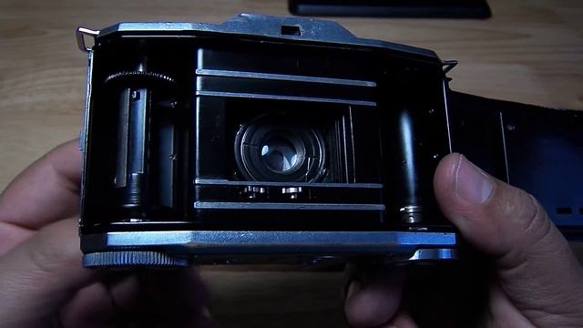 Dfilm!!! La "ZEISS Ikon Ikonta 522/24" 35mm. Breve reseña. смотреть онлайн