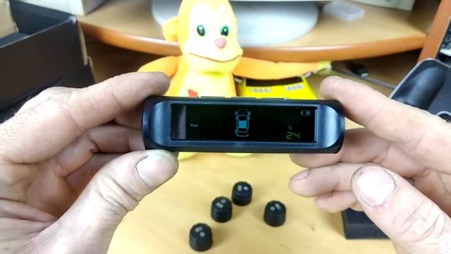 TPMS с aliexpress или подробный обзор прибора для мониторинга давления в шинах автомобиля . смотреть онлайн