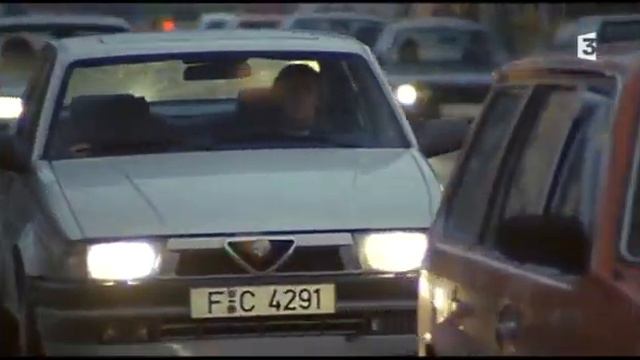 Un cas pour deux - Corruption смотреть онлайн