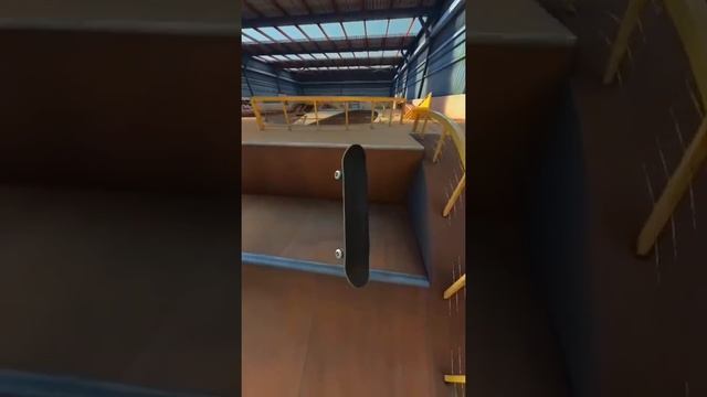 Noob Vs Pro Vs Hacker | True Skate смотреть онлайн