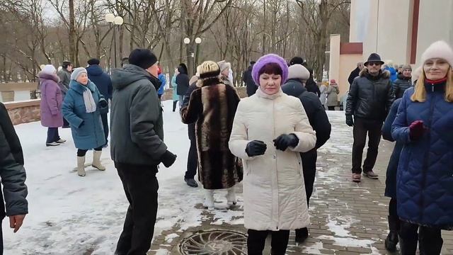 "ГОРЬКАЯ КАЛИНА"...на танцполе в Гомельском парке...5.03.2023года. смотреть онлайн