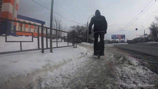 Моноколесо зимой на мосту. Елка. Тест новой камеры Gopro 9 black смотреть онлайн