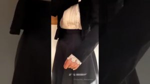 Околдуй  меня, если хватит сил. Ночью  тёмною ветер  закружил. Поёт Алла Аскерова.