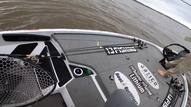 BIG BASS HOURLY TOURNAMENT!! ($2000 PAYOUT) смотреть онлайн