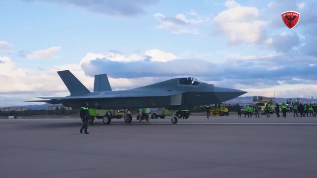 KAAN'ın İlk Uçuşunda Neler Yaşandı? Uçak Hakkında Önemli Detaylar