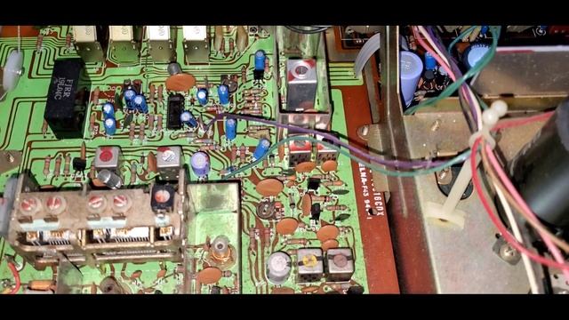 LAFAYETTE RECEIVER LR 1515 (YEARS) 1970 VS SPEAKERS KENWOOD LS - V220 W 140 W смотреть онлайн