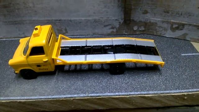 Oxford diecast 1/76th scale AA Ford Transit recovery truck with flashing LED lights смотреть онлайн