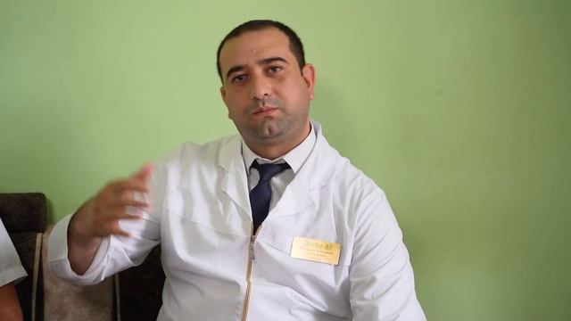 Parkinson kasalligiga chalingan bemor xonadonidamiz! Yaqinlari ham bunaqa bo'ladi deb kutmagan eka смотреть онлайн