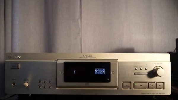 SONY CD PLAYER CDP-XA50ES is an audiophile Sony's best sound I've had so far