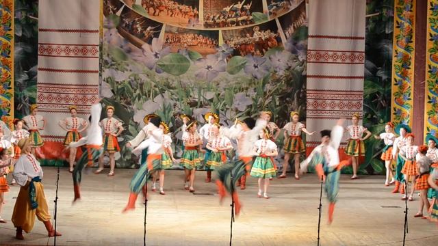 НАТ "Барвінок". Випуск 2018. "Ходить гарбуз по городу" смотреть онлайн