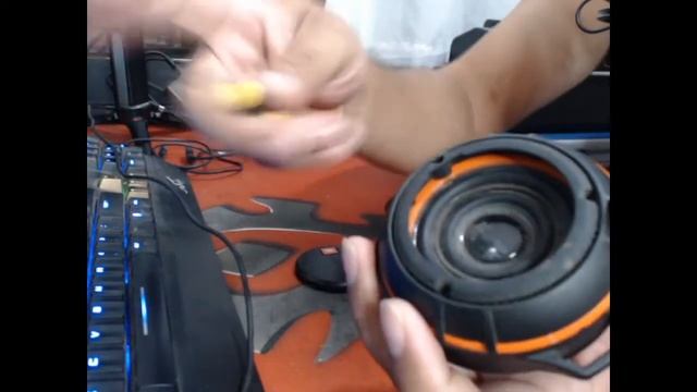 Como Abrir Caixa de Som Portátil JBL Wind смотреть онлайн