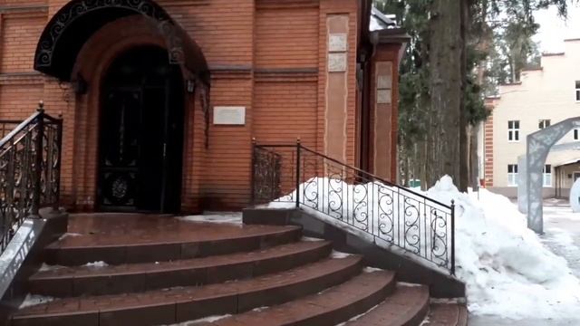 Успеть за 15 минут...Парк "Ёлочки" г.Домодедово. Уединённый Храм благ.Петра и Февронии г. Домодедов смотреть онлайн