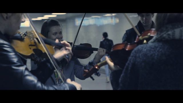 "Криминальное чтиво" в Омском метро. смотреть онлайн