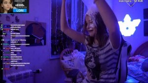 Топ моменты с Twitch| Сняла трусы на стриме?