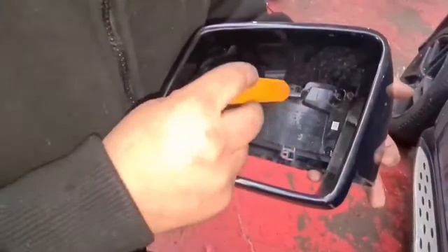How to install Mercedes GLE dynamic side mirror lights (indicators) смотреть онлайн