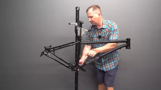 2021 Pipedream Sirius S5 First Look - An Aggro Short-Travel 4130 Steel Hardcore Hardtail