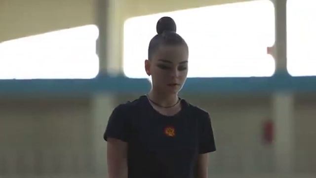 ПРИМЕТЫ И РИТУАЛЫ ГИМНАСТОК ПЕРЕД ВЫСТУПЛЕНИЯМИ