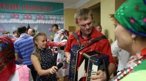 Сергей Пакеев веселит гостей на свадьбе